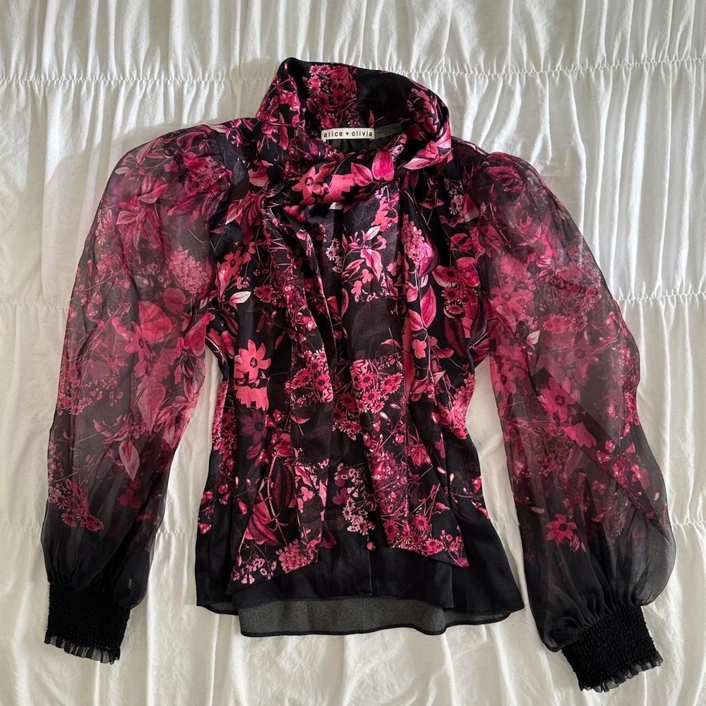 Alice + Olivia Bettina Floral Print Blouse Silk Blend Tie Front Shirt